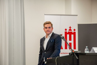 Henry zoekt een Huurwoning / Kamer in Groningen