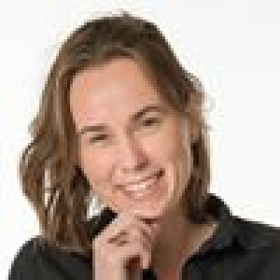 Annette  zoekt een Huurwoning / Appartement / Woonboot in Groningen
