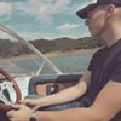 Dennis is looking for an Apartment / Studio / HouseBoat in Groningen