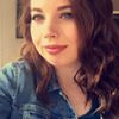 Anna Mulder zoekt een Kamer / Appartement / Studio in Groningen