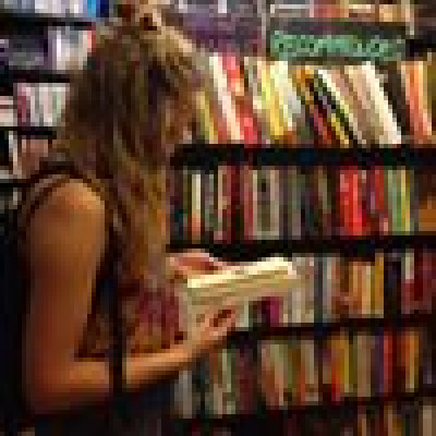 Denise  zoekt een Huurwoning / Kamer / Appartement / Studio in Groningen