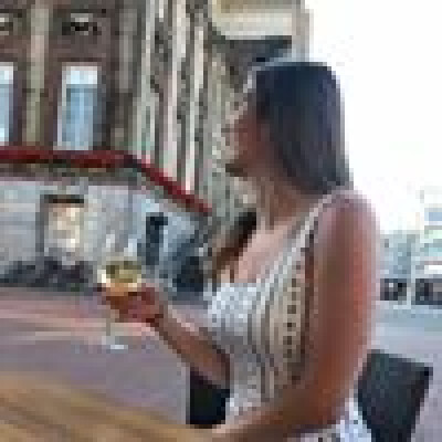 Liza zoekt een Huurwoning / Kamer / Appartement / Studio in Groningen