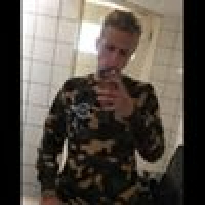 Viktor  zoekt een Kamer / Studio / Woonboot in Groningen