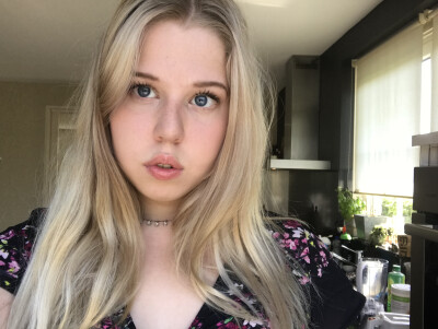 Femke zoekt een Kamer / Studio in Groningen