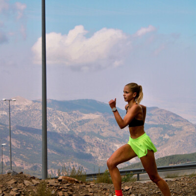 Diana zoekt een Huurwoning / Appartement / Studio / Woonboot in Groningen