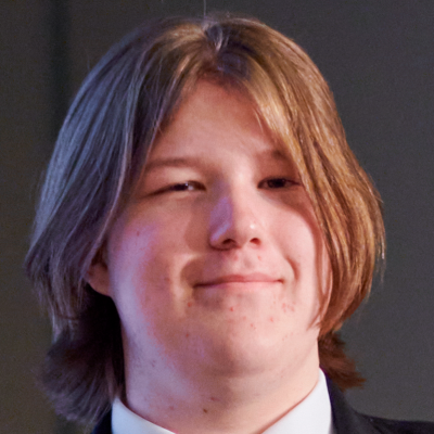 Vladislavs zoekt een Huurwoning / Kamer / Appartement / Studio / Woonboot in Groningen